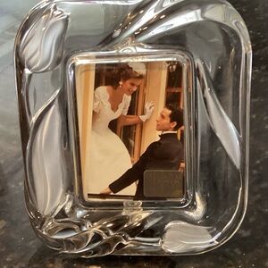 Mikasa Swirl Design Glass Frame